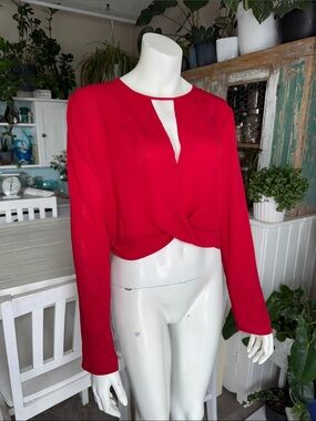 Divided size 12 Women's Red Long-Sleeve Twist Front Top NWOT
